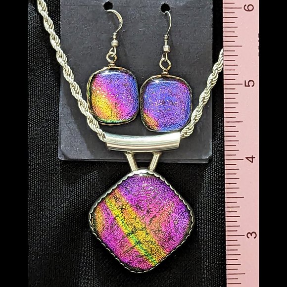 Rula Glass Jewelry - MODERN Purple & Pink Dichroic Glass Solid Sterling Silver Pendant & Earrings Set
